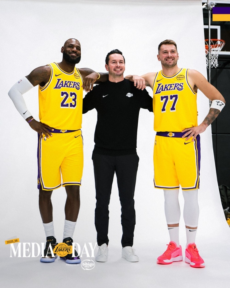 詹姆斯：我们将经历与东契奇的完整赛季 雷迪克也会增长一年经验