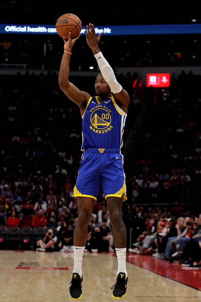 库明加经纪人：如果改成球员选项 那份3年7520万的合同可以敲定了