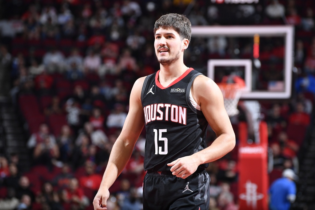 美记：火箭不得不将控卫重任押注于谢泼德身上 期待他跨越式成长