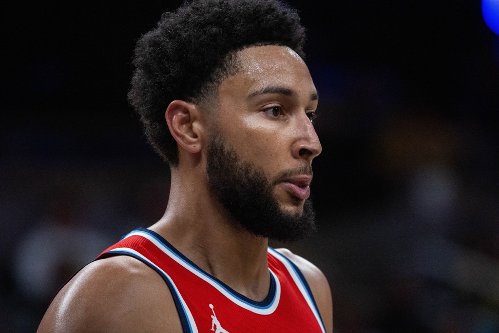 网媒：篮网GM给本西垃圾合同&羞辱小火车该滚蛋 他们不在乎天赋