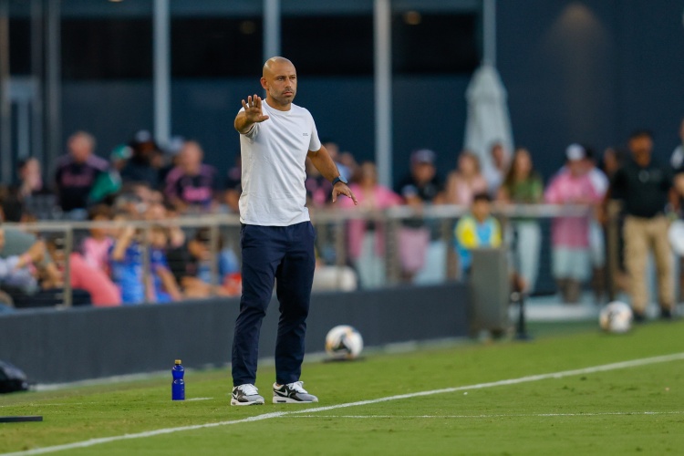 再战西雅图！马斯切拉诺：联盟杯决赛不会重演，但我们伤停太多